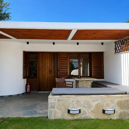 Seastone Evia Villa *