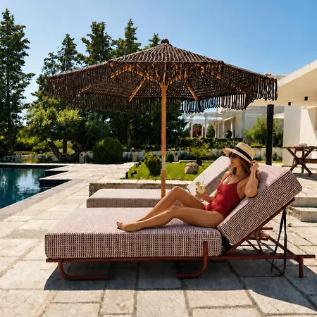 Seastone Evia